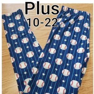 Super soft leggings, brand new with tags